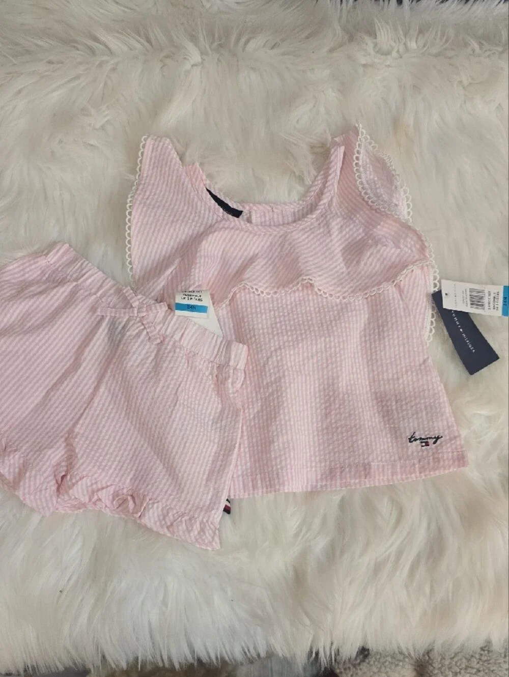 Girls 2 Piece Ruffle Top W Shorts Bundle